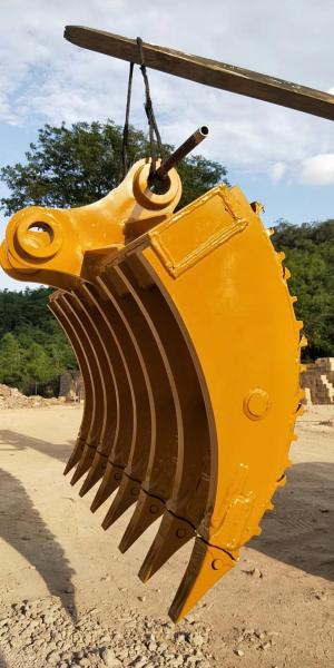 Quality Wear Resistant Excavator Attachments Tilt Mn Q355 Q345b Excavator Root Rake for sale