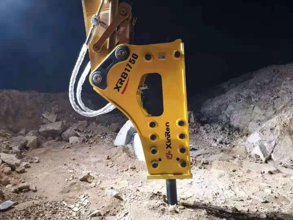 Quality Silenced Excavator Hydraulic Breaker Hammer Rock Breaker With 68mm Chisel for sale