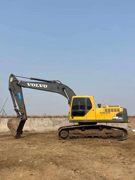 Quality EC240 Second Hand Excavator 134kw / 2000rpm Used Crawler Excavator for sale