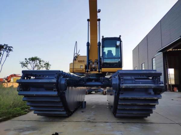 Quality Cuctomized Amphibious Swamp Buggy Excavator Floating Pontoon Q355b Customized for sale