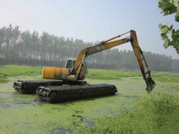 Quality Customized Pontoon Q335B Q355B Excavator Pontoon Floating Swamp Amphibious for sale