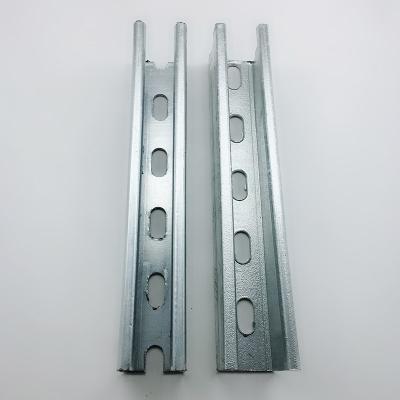 Китай Silver Steel Strut C Channel 2.5mm with Load Capacity for Easy Installation продается