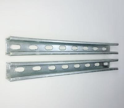 中国 構造セクション鋼鉄支柱Cチャネルは管サポートのための鋼鉄チャネルに電流を通した 販売のため