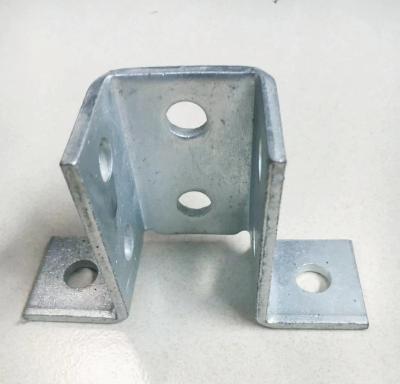 China Steel Strut Channel Fittings With 4 Holes Base Zinc Plated Finish for Strong Structures à venda