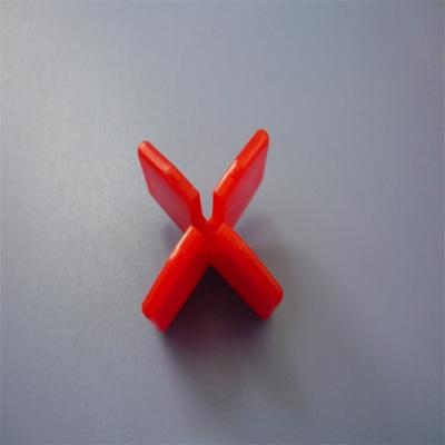 China Tamanho personalizado 5mm~100mm dos serviços do molde de POM serviços plásticos vermelhos à venda