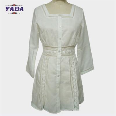 Chine Les vêtements de mode 2018 minces occasionnels de robe de nouvelle douille nationale blanche de style longue habillent l'été pour des femmes à vendre