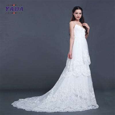 中国 細い肩ひものセクシーな低速の背部は花嫁5つの層のひだのレース パターン服の夜会服の結婚式に服を着せます 販売のため
