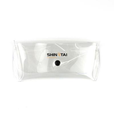 China Magnetic Sunglasses Case Transparent PVC Box Clear Jelly Beach Fashion Soft Sunglasses Case Eyewear Case for sale