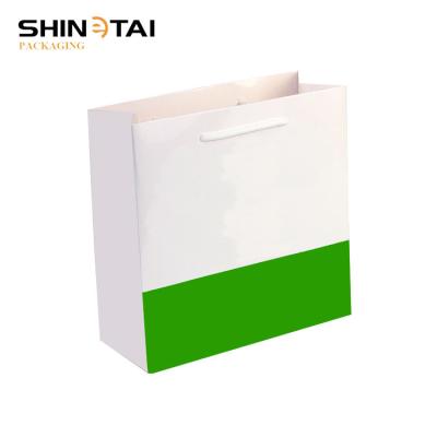 China Bolsa de papel blanca de la moda de la bolsa de papel de China en venta