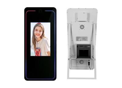 China Lcd-Signage Selfie-Spiegel-Passfotoautomat-wechselwirkender Spiegel-Hochzeits-Passfotoautomat 40 Zoll zu verkaufen