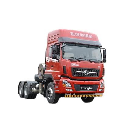 China Traction Mass 40 Ton LNG Transport Trucks 6x4 Tractor High Displacement Engine for sale
