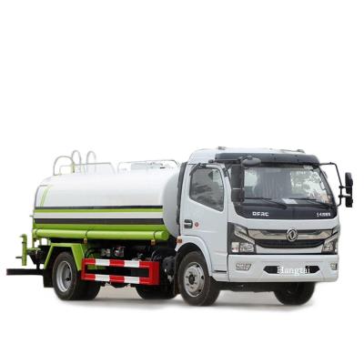 Chine 9 CBM arrosant la direction gauche à moteur diesel de roue du camion 4x2 de chariot d'eau légère à vendre
