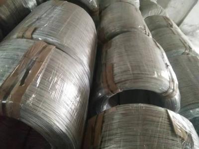 China Wieder- Zeichnungs-Vordergebrauchs-heißer eingetauchter galvanisierter Draht für Produktions-Drahtseil zu verkaufen