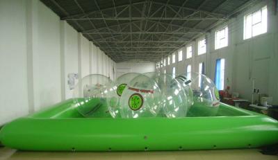 中国 耐久ポリ塩化ビニールの防水シート水歩く球のための膨脹可能な水プール 販売のため