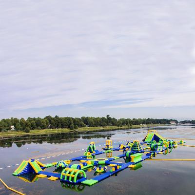 China Parque temático de los deportes acuáticos/parque flotantes inflables del chapoteo del agua instalado en Milano en venta