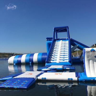China Torre de água inflável gigante com gota para o parque do Aqua à venda