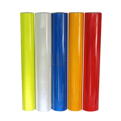 China PC Material Adhesive Prismatic Reflective Sheeting Vinyl For Road Sign Engineering Grade for sale