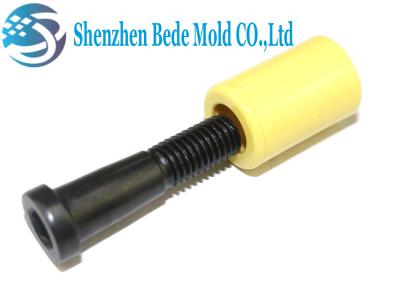 Chine Composants médians en nylon jaunes de moule de précision de moule de serrures pour le moulage par injection à vendre