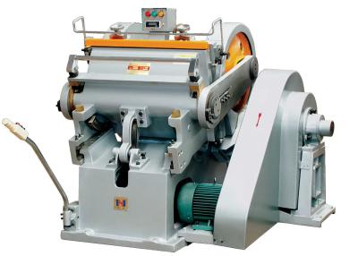 China Hochleistungs-stempelschneidene Papiermaschine für faltenden Wellpappe-Kasten zu verkaufen