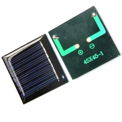 China 0.3 V DIY Mini Epoxy Resin Solar Panel Charged LED Lights Keychain Pendant for sale