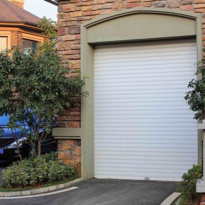 Cina Porte di garage elettriche in alluminio Porte di garage a rulli sezionali in vendita