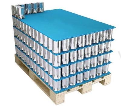 China 4mm 5mm 6mm Corrugated Plastic Sheets Layer Pad Bottle Divider 600GSM for sale