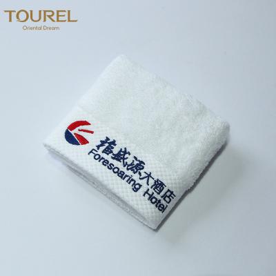 China Embroidery Logo Hotel Towel Set Luxury Bath Towels Bathroom Towel Sets for sale