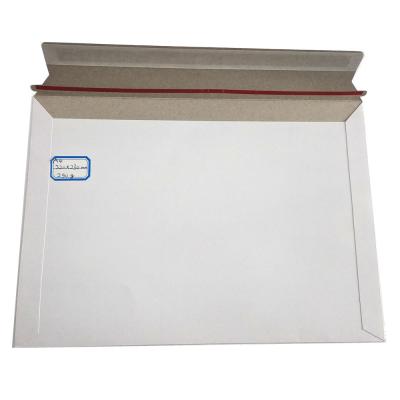 China Eco Friendly biodegradable rigid paper mailer shipping cardboard envelope 5x7 Rigid Stay Flat cardboard envelope for sale