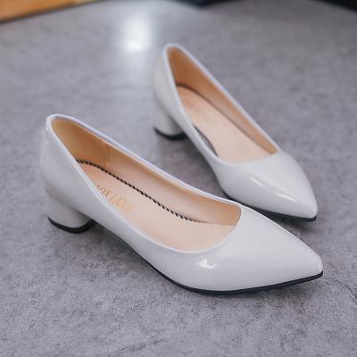 China Spring Single Shoe Pointy Ladies High Heels 4cm Leather Upper Pumps Business Office for sale