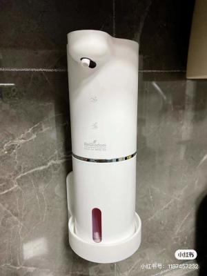 China Dispensador de bomba de jabón de manos de espuma de plástico de 300 ml, detergente líquido en venta