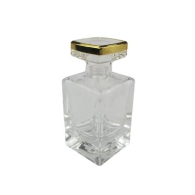 China Empty Perfume 50ml Glass Bottle Silver WIth  Spayer Customize Caps Te koop