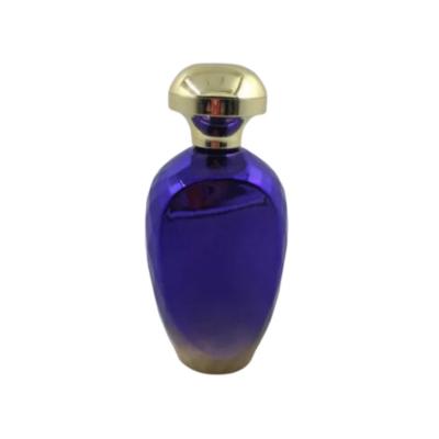 China Gradient Glass Collectible Perfume Bottles Aluminum Sprayer With Golden Caps for sale