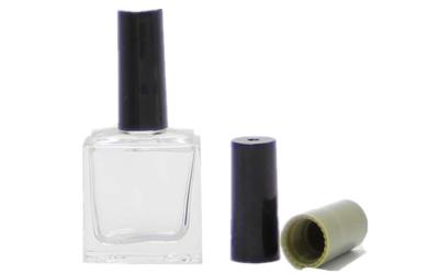 China Botellas vacías de nylon hechas juego del esmalte de uñas del cepillo y del casquillo 15ML 13/415 en venta