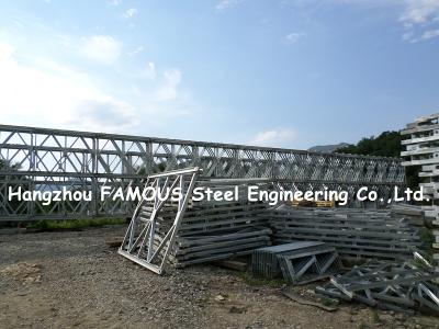 Chine Mabey a galvanisé le Decking permanent portatif de structure métallique de Bailey de pont en acier à vendre