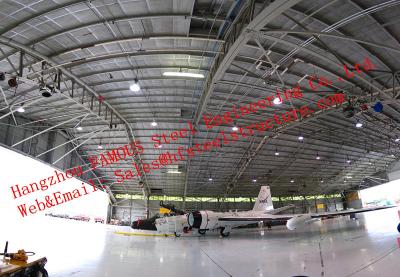 China Wasser-Beweis vorfabrizierter Stahlkonstruktions-Flugzeug-Isolierhangar für private Verwendung zu verkaufen
