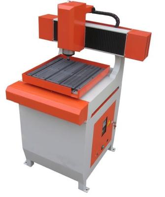 China Mini equipamento da imprensa do cargo do corte da gravura do CNC do tamanho 300 x 300 milímetros à venda