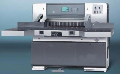 China Equipo de papel automatizado de la prensa del poste de la cortadora automático en venta