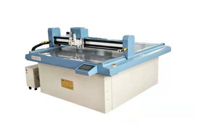 China Corrugated Cardboard Box Making Machine Dress Cutting Paper Forming à venda