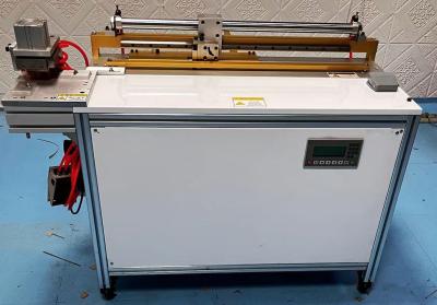 中国 Semi Automatic Pneumatic Laser Cutting Machine MDF Grey Cardboard V Slots Grooving Machine 販売のため
