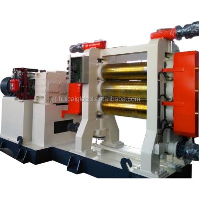 Chine Facile à utiliser 3 rouleaux Calendrier en caoutchouc machine pour la ligne de fabrication de feuilles de caoutchouc à vendre