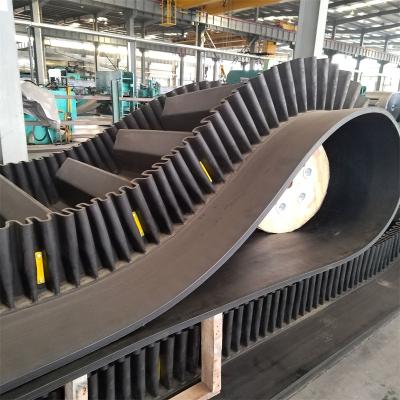 China Steep Angle Conveying Of Bulk Materials Corrugated Sidewall Steel Cord Conveyor Belt for sale