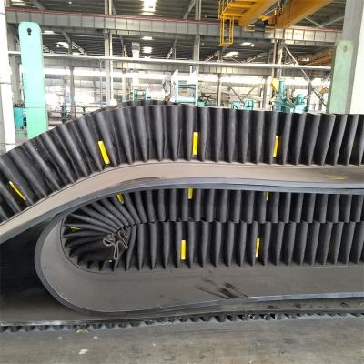 China Corrugated Sidewall Steel Cord Conveyor Belt For Extreme Temperature Resistance for sale