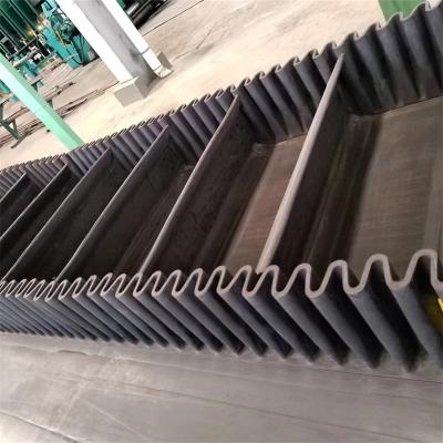 China Corrugated Sidewall Steel Cord Conveyor Belt for Heavy Duty Applications for sale