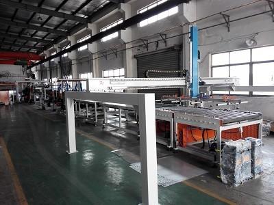 China Línea de extrusión de placas de difusión de PC de tornillo único Línea de producción de hojas de PC transparentes en venta