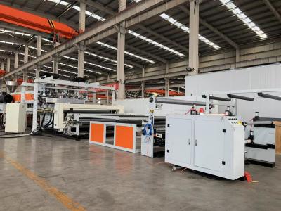 Chine Ligne d'extrusion de film moulé EVA/POE pour l'encapsulation de panneaux solaires Vitesse maximale de la ligne: 16 m/s à vendre