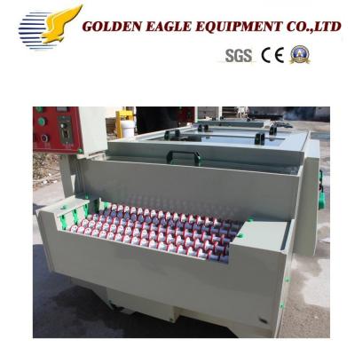 Chine Machine de gravure d'étiquettes métalliques pour étiquettes métalliques personnalisées et précises à vendre
