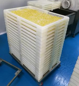China Food Grade PP Plastic Softgel Drying Tray For Fast Drying for sale