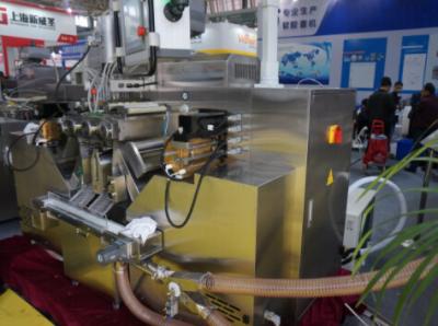 China Gran máquina de hacer cápsulas de gel suave masticable en venta