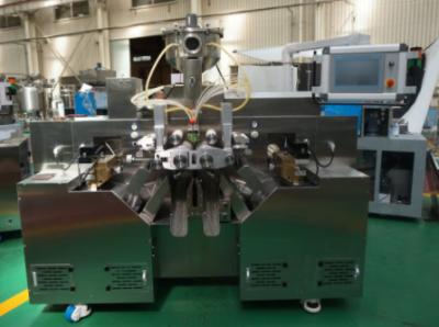 China Large Capacity Soft Gelatin Machine 15kw Power Supply 0.1ml-2ml Filling Volume zu verkaufen