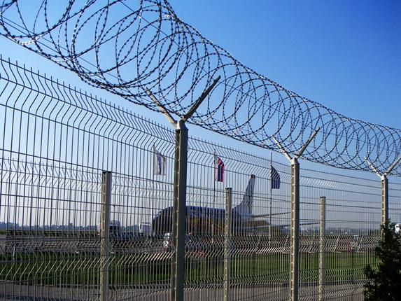 Custom color options for 358 Wire Mesh Fence